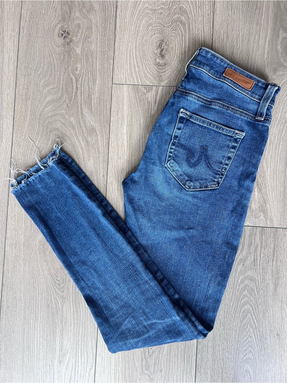 AG Adriano Goldschmied Farrah Ankle High Rise Skinny Jeans 25R Raw Hem